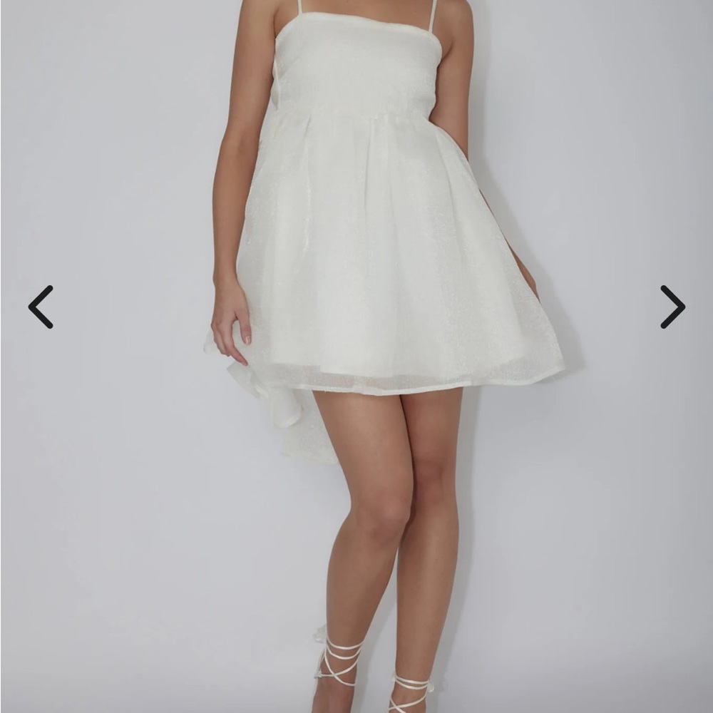 SELFIE LESLIE NWT Diaz Bow Back Babydoll Mini Dress Ivory Size small